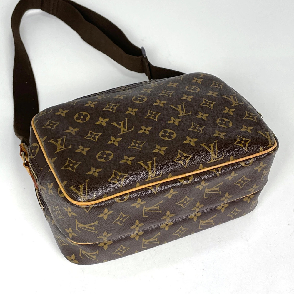 Louis Vuitton Monogram Shoulder Reporter Brown Bag Brown